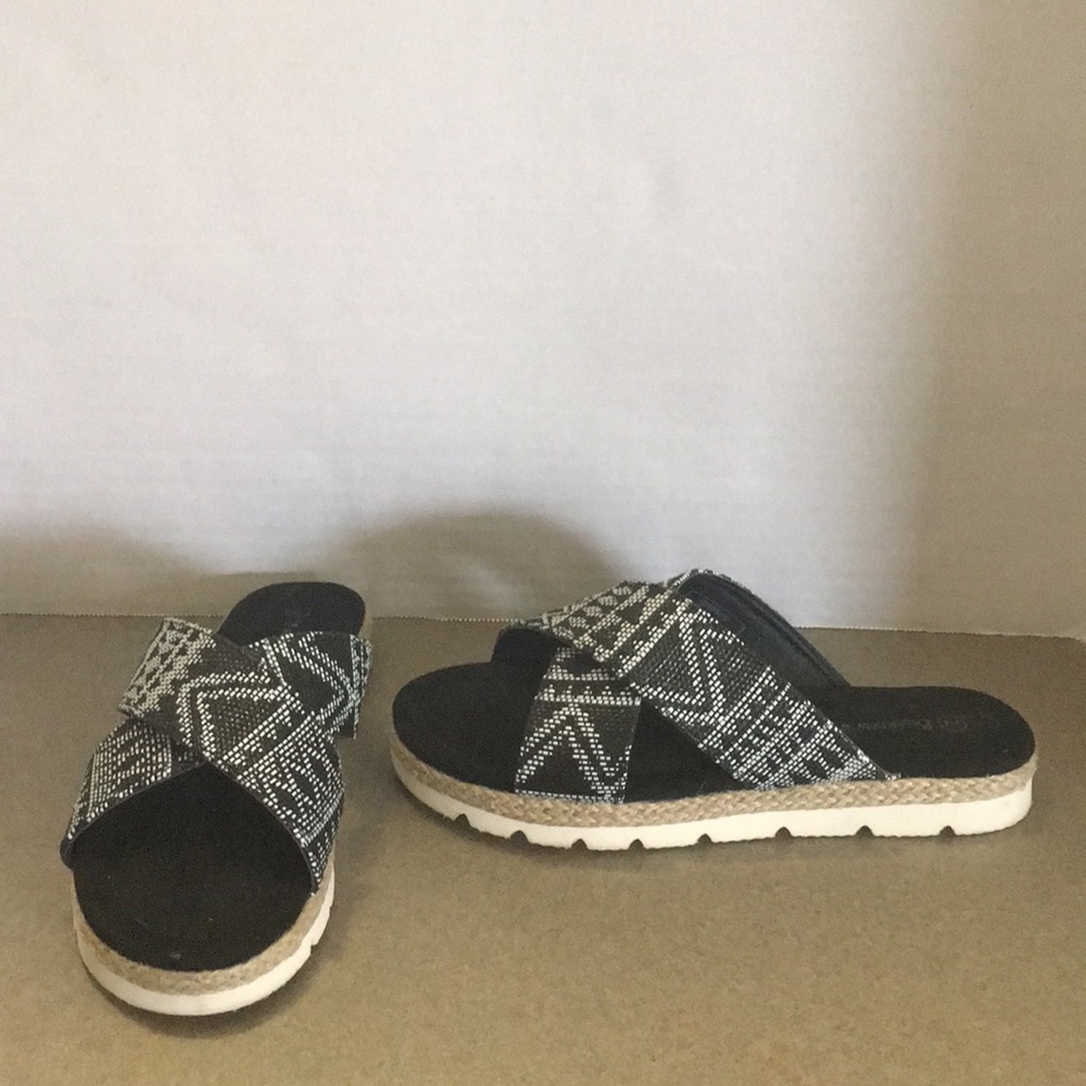 Bearpaw Sandals